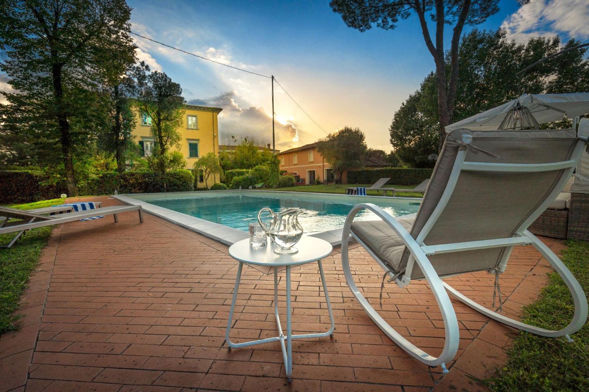 Villa Ines Charme Near Lucca Алтопасчио Экстерьер фото